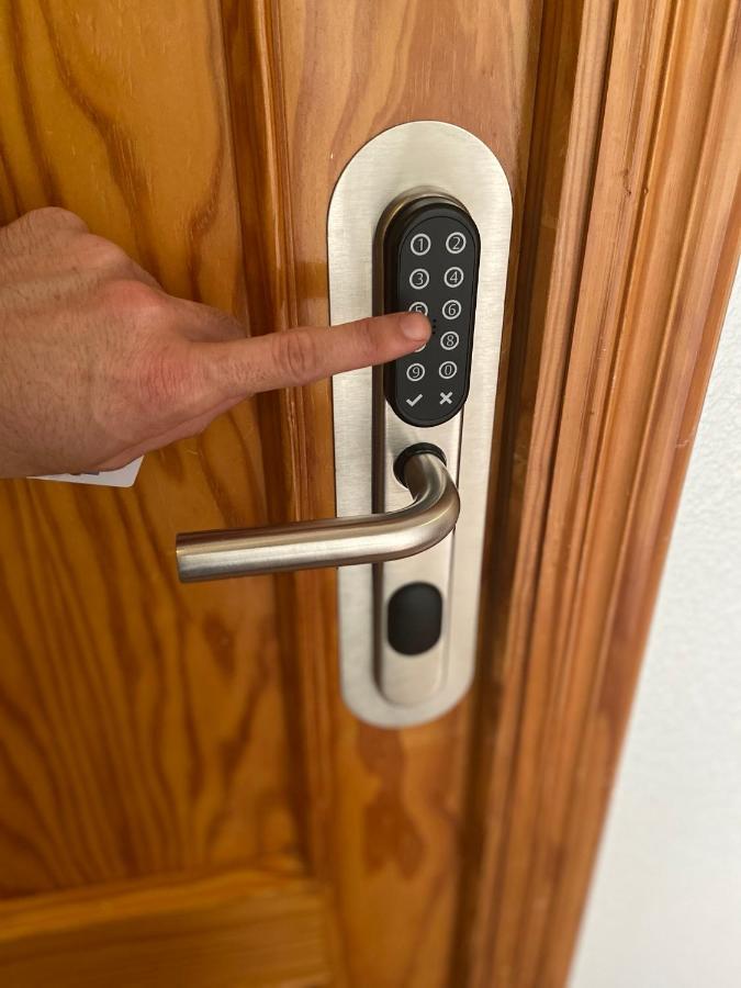 Hostal Pensimar El Altet Bagian luar foto