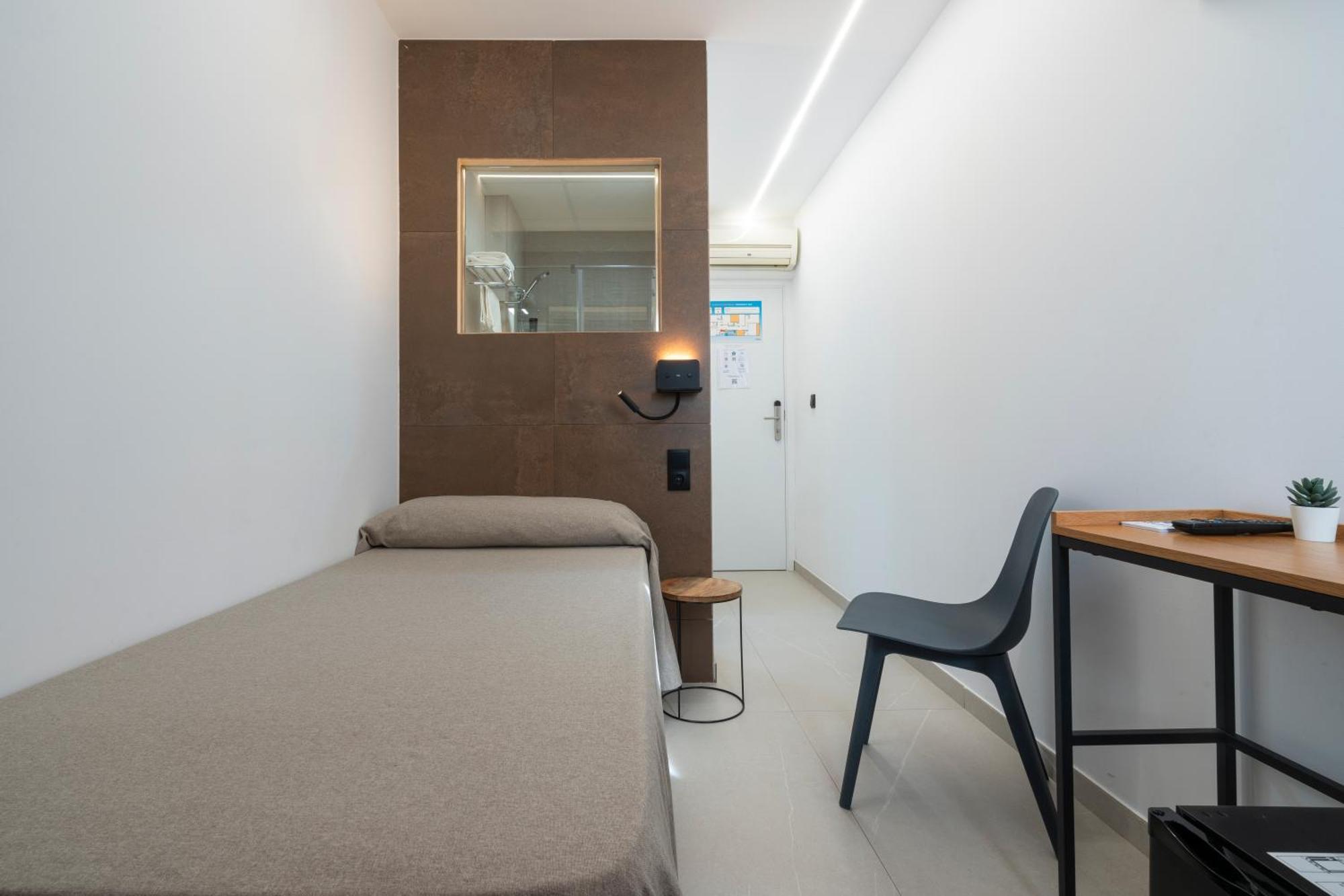 Hostal Pensimar El Altet Bagian luar foto